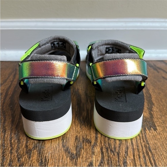 NWOT Keds Trio Platform Iridescent Black Sandals WF66028 - Picture 4 of 6